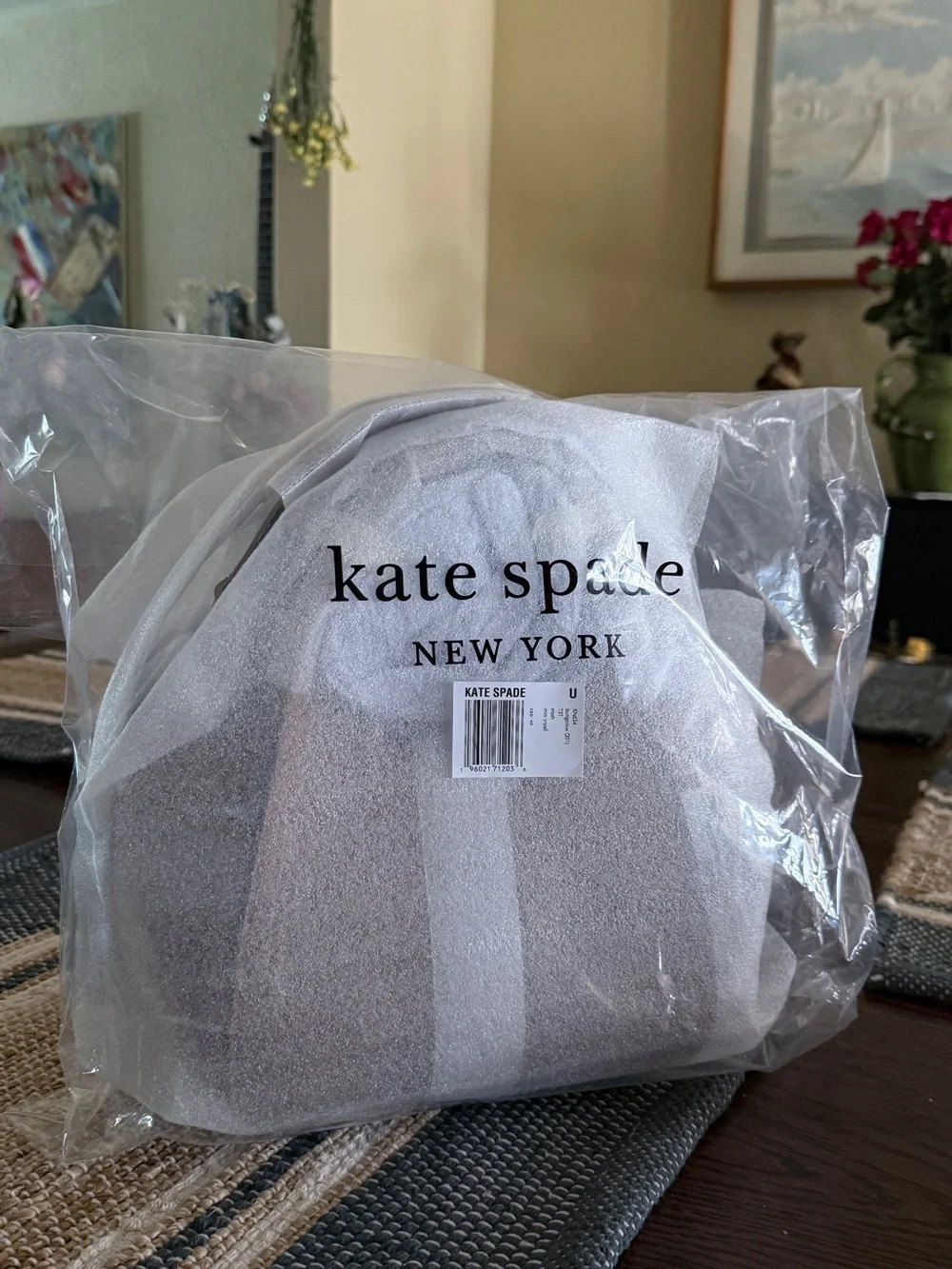 Small NWT! KATE SPADE Medium/Small DUMPLING